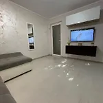 Zafi By Sunny Mamaia Apartment *